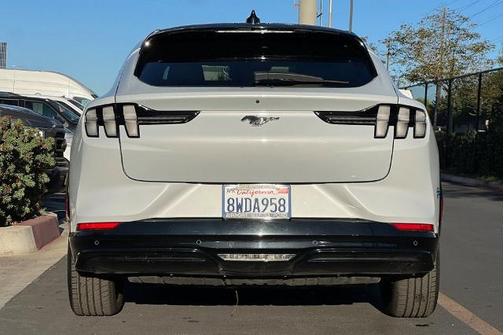 2021 Ford Mustang Mach-E PREMIUM