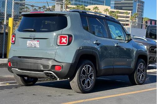2017 Jeep Renegade LIMITED