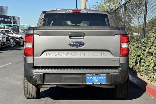 2022 Ford Maverick XL