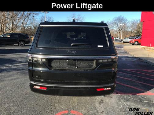 2026 Jeep Grand Wagoneer Base