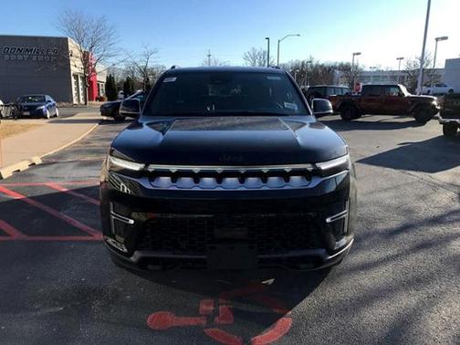 Gloss Black 2026 Jeep Grand Wagoneer Base