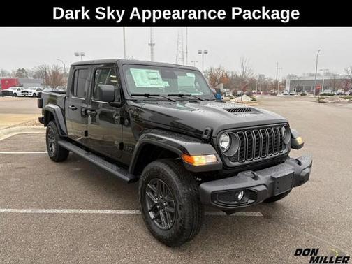 Black Clearcoat 2026 Jeep Gladiator Sport