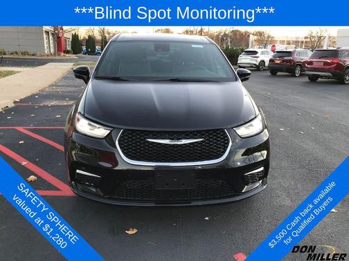 2026 Chrysler Pacifica Limited