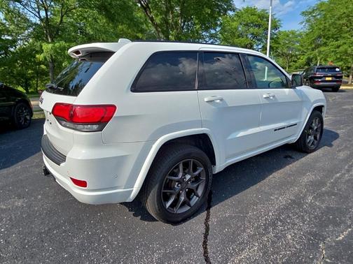 Bright White Clearcoat 2021 Jeep Grand Cherokee Limited