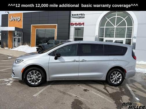 Silver Mist Clearcoat 2026 Chrysler Pacifica Select AWD