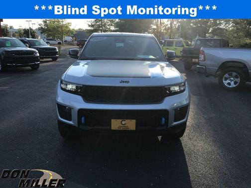 2022 Jeep Grand Cherokee 4xe Trailhawk