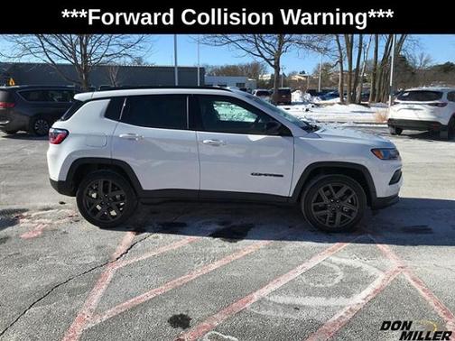 Bright White Clearcoat 2026 Jeep Compass Latitude