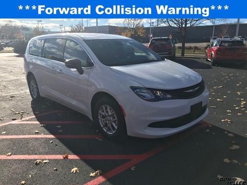 2026 Chrysler Voyager LX