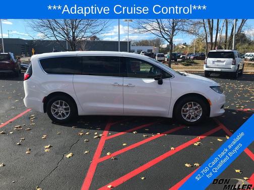 2026 Chrysler Voyager LX