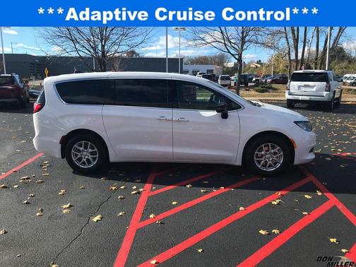 2026 Chrysler Voyager LX