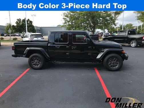 2025 Jeep Gladiator Sport