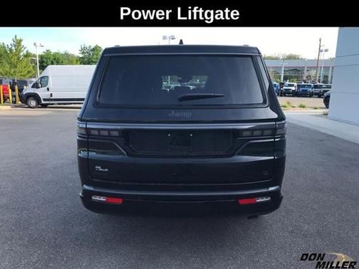 Gloss Black 2026 Jeep Grand Wagoneer L Base