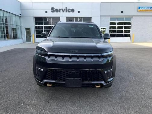 Gloss Black 2026 Jeep Grand Wagoneer L Base