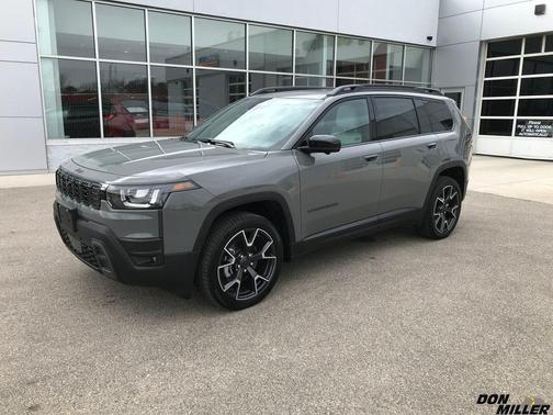 Sting Gray Clearcoat 2026 Jeep Cherokee Overland