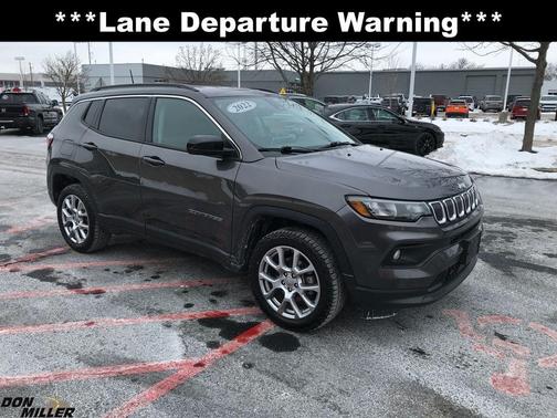 2022 Jeep Compass Latitude Lux