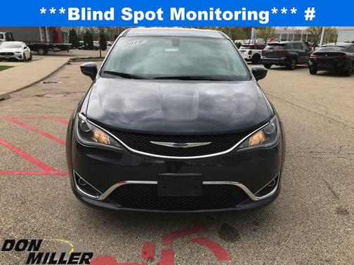 2019 Chrysler Pacifica Touring Plus
