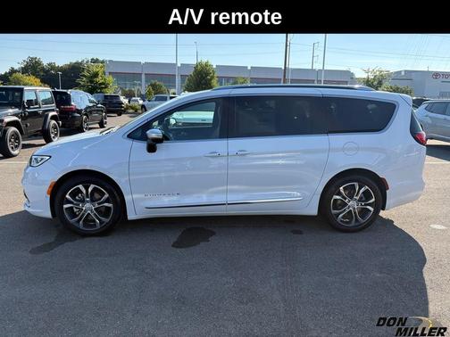 2026 Chrysler Pacifica Pinnacle