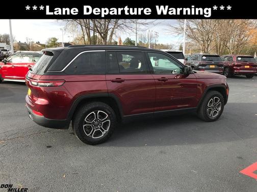 2022 Jeep Grand Cherokee Trailhawk