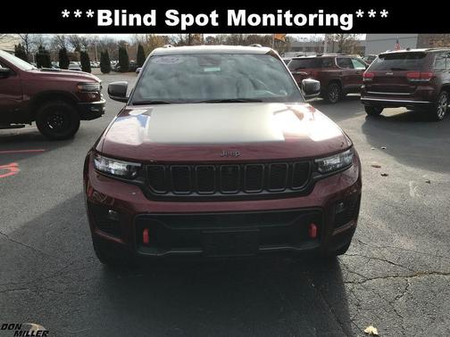 2022 Jeep Grand Cherokee Trailhawk