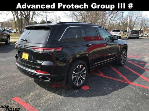 Diamond Black 2023 Jeep Grand Cherokee 4xe Overland