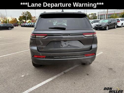 2025 Jeep Grand Cherokee Laredo