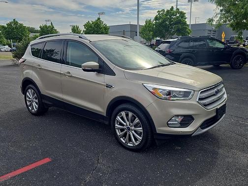 White Gold Metallic 2018 Ford Escape Titanium