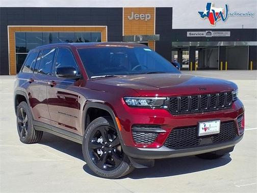 2025 Jeep Grand Cherokee Laredo