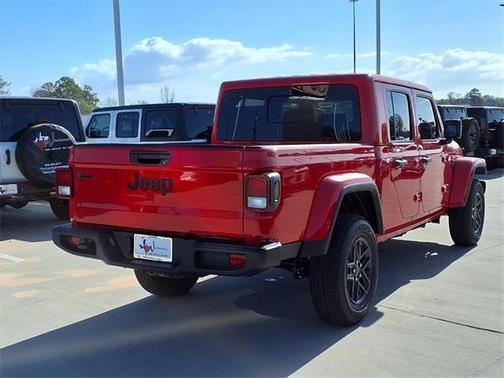 2026 Jeep Gladiator Sport