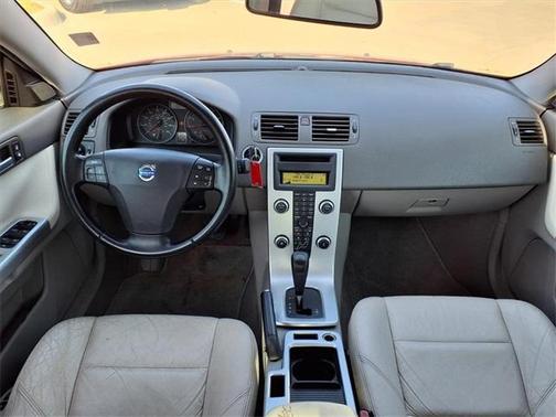 2011 Volvo S40 T5 R-Design