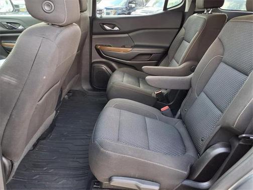 2020 GMC Acadia SLE