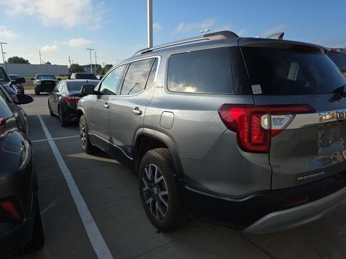 2020 GMC Acadia SLE