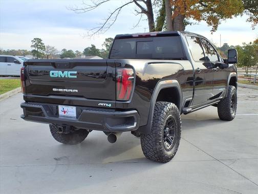 2025 GMC Sierra 2500 AT4