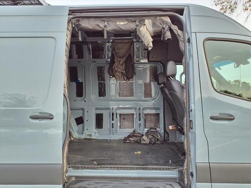 2024 Mercedes-Benz Sprinter 2500 144 WB