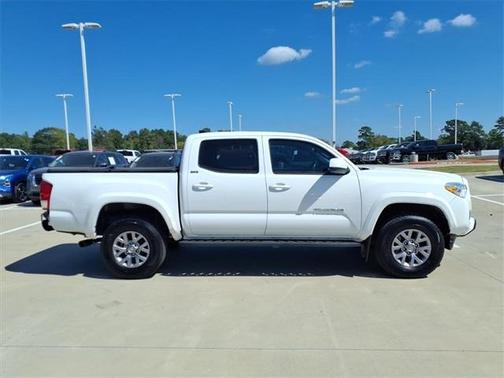 2017 Toyota Tacoma SR5