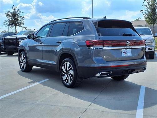 2025 Volkswagen Atlas 2.0T SE