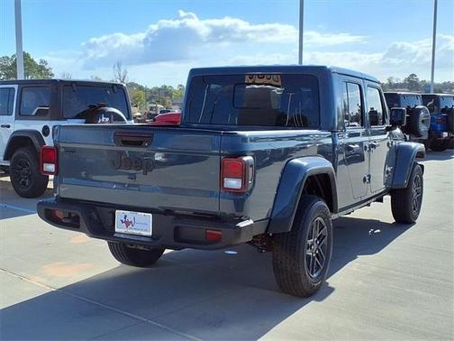 2026 Jeep Gladiator Sport