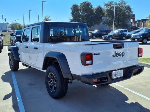 2026 Jeep Gladiator Sport