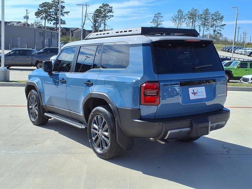 2025 Toyota Land Cruiser Base