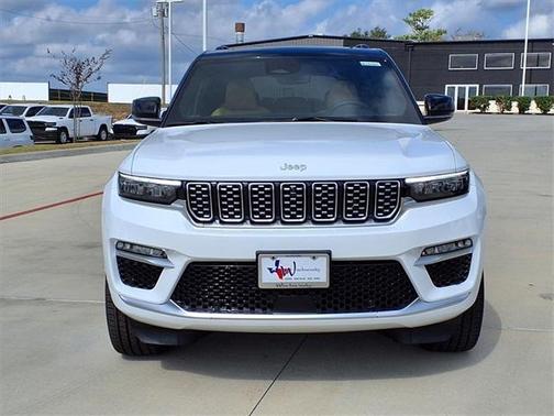 2025 Jeep Grand Cherokee Summit