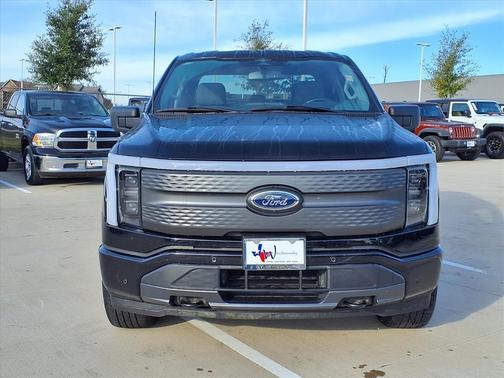 2023 Ford F-150 Lightning XLT