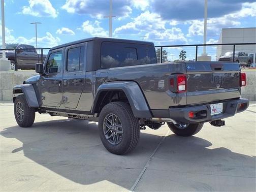 2025 Jeep Gladiator Sport