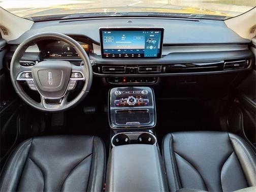 2023 Lincoln Nautilus Standard