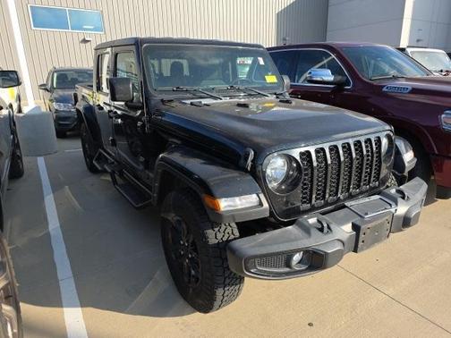 2022 Jeep Gladiator Sport