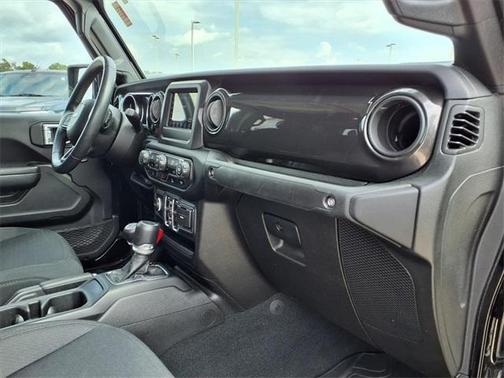 2022 Jeep Gladiator Sport