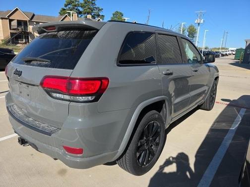 2022 Jeep Grand Cherokee WK Laredo