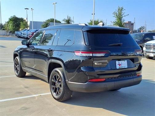 2024 Jeep Grand Cherokee L Laredo