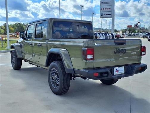 2025 Jeep Gladiator Sport