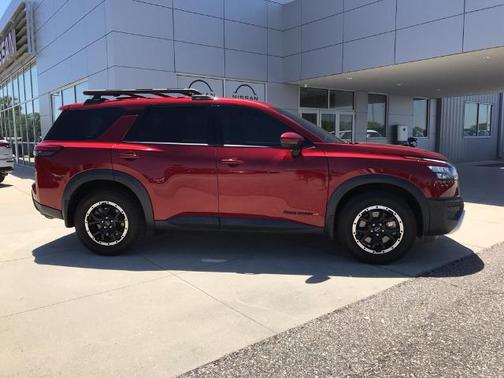 Scarlet Ember 2023 Nissan Pathfinder Rock Creek