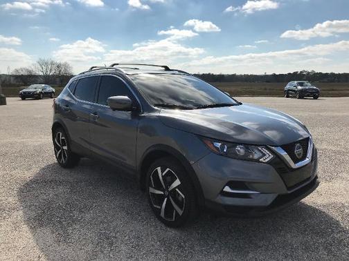 2022 Nissan Rogue Sport SL