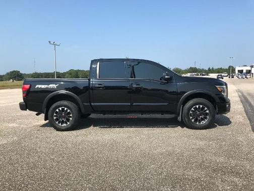 2023 Nissan Titan PRO-4X